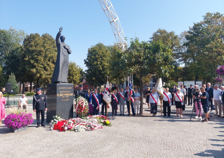 Uroczystości związane z 77. rocznicą urodzin ks. Jerzego Popiełuszki 