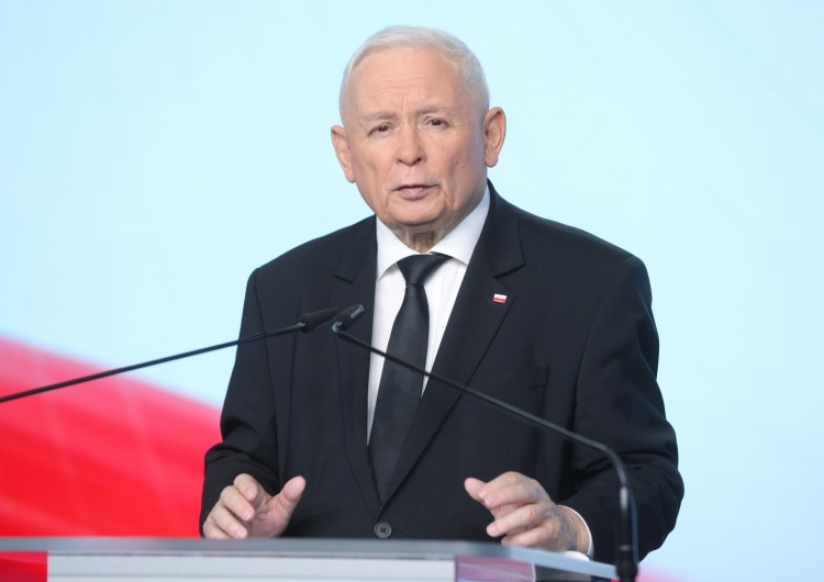 Jarosław Kaczyński  Jarosław Kaczyński zareagował na decyzję Donalda Tuska 