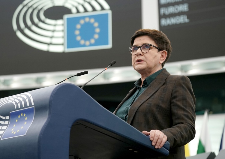 Beata Szydło Beata Szydło: Jeśli Polacy nie sprzeciwią się Tuskowi, wkrótce przestaniemy być demokratycznym państwem