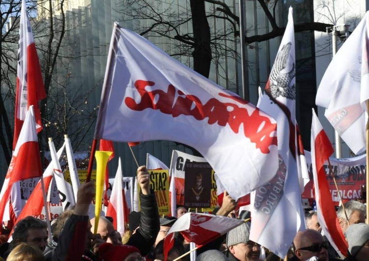 Pikieta Solidarności - zdjęcie poglądowe Dziś 44. rocznica powołania Niezależnego Samorządnego Związku Zawodowego „Solidarność”