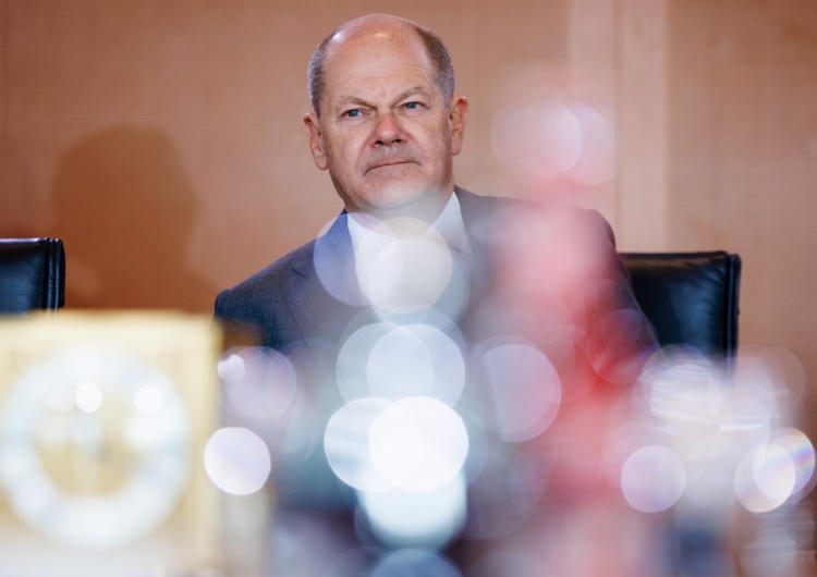 Kanclerz Niemiec Olaf Scholz Politico: Niemiecka gospodarka imploduje