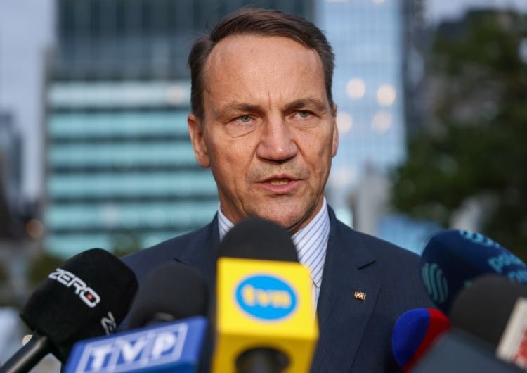 Radosław Sikorski Ekstradycja Sebastiana M. Sikorski przekazał nowe informacje