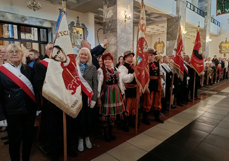  Peregrynacja obrazu Matki Bożej Robotników Solidarności w Warszawie [Relacja]