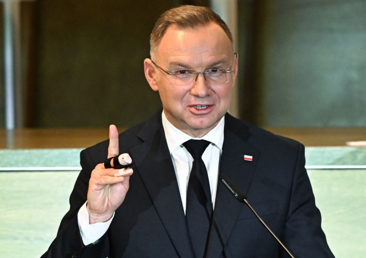 Prezydent Andrzej Duda Prezydent chce wygłosić orędzie do Sejmu. Hołownia odpowiada