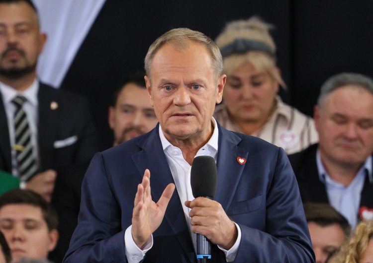 Donald Tusk Burza w sieci po ujawnieniu informacji o powstaniu 49 Centrów Integracji Cudzoziemców w Polsce