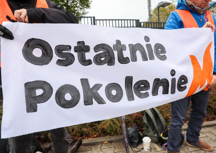 Konferencja aktywistów Ostatniego Pokolenia Sąd uznał ekoaktywistów z 