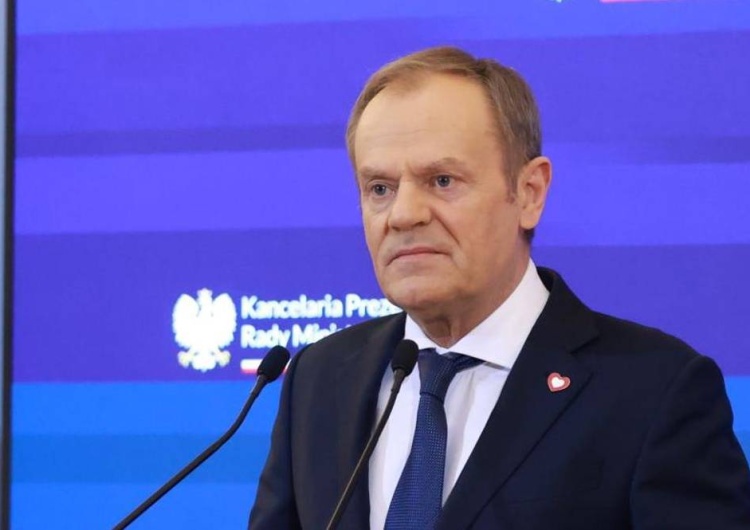 Donald Tusk Zbigniew Kuźmiuk: W ciągu zaledwie 2 lat rządzenia ekipa Tuska zadłuży Polskę na ponad 400 mld zł