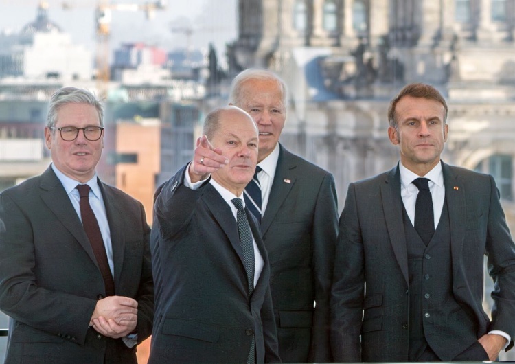 Premier Wielkiej Brytanii Keir Starmer, kanclerz Niemiec Olaf Scholz, prezydent USA Joe Biden i prezydent Francji Emmanuel Macron na wspólnym spotkaniu w Berlinie Polska pominięta przez Berlin. MSZ zabiera głos