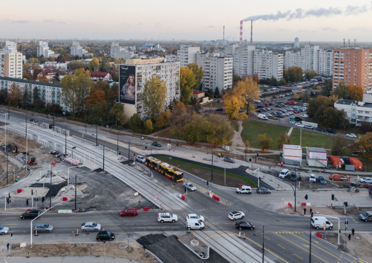 Budowa linii tramwajowej na Wilanów Strzały na budowie linii tramwajowej na Wilanów. Sprawca nieznany