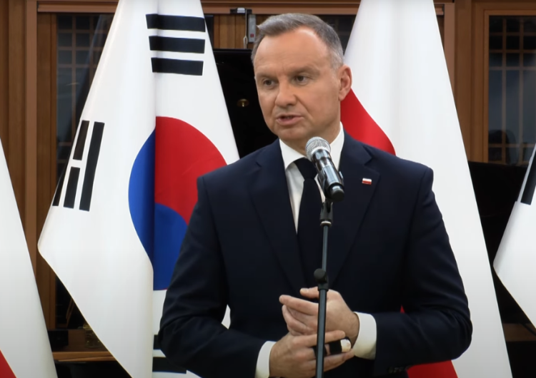 Prezydent Andrzej Duda z wizytą w Korei Południowej Chwile grozy w Seulu! Wybuch nad pałacem prezydenckim w dniu wizyty Andrzeja Dudy