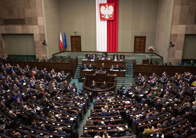 Sejm RP  Jak dziś zagłosowaliby Polacy? Jest najnowszy sondaż