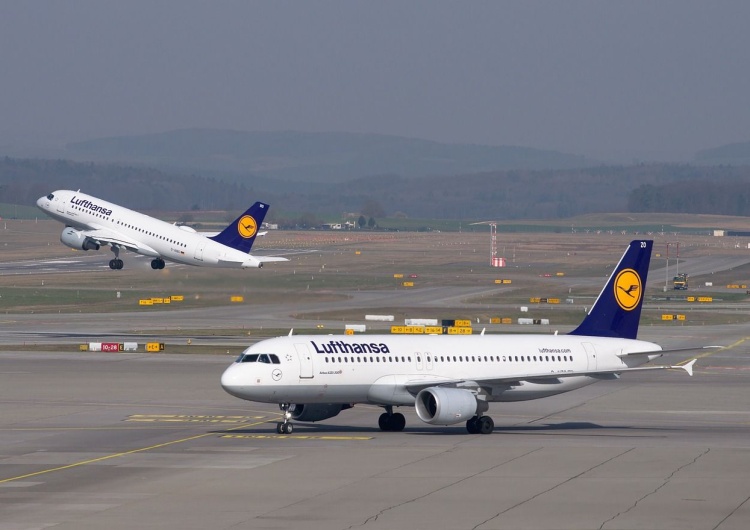 Samolot Lufthansy Coraz gorsza sytuacja Lufthansy. Chińczycy podbijają rynek