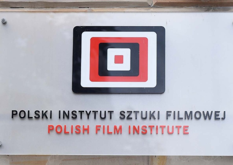 Logo Polskiego Instytutu Sztuki Filmowej Dziwna rezygnacja dyrektor PISF. W grę miał wchodzić szantaż