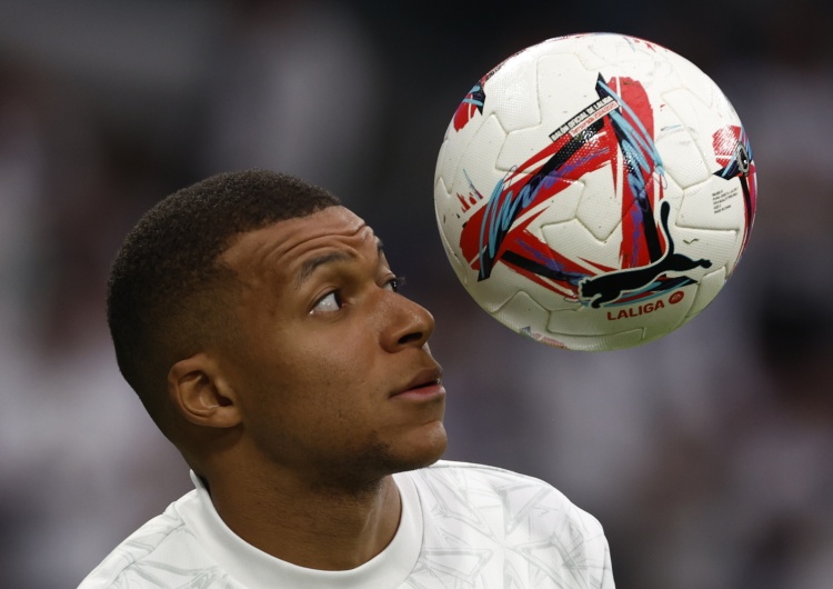 Kylian Mbappe - piłkarz Realu Madryt Mbappe poza kadrą. Doniesienia o konflikcie