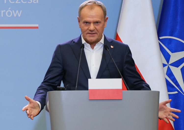 Donald Tusk Zbigniew Kuźmiuk: Astronomiczne koszty obsługi długu publicznego