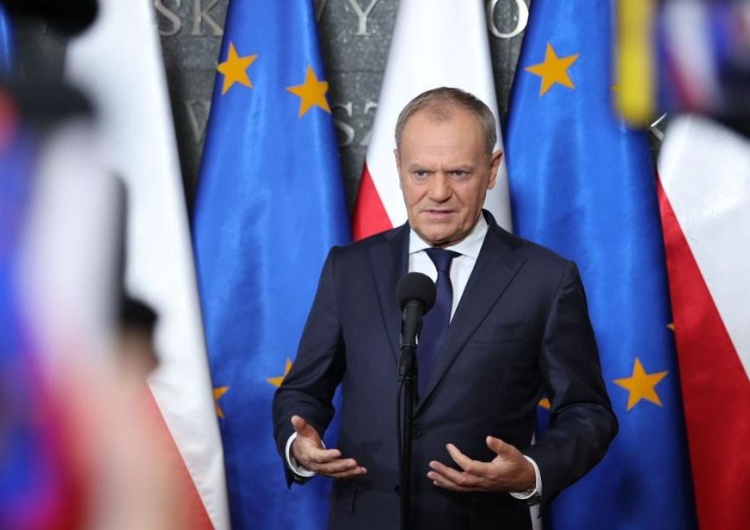 Donald Tusk Tusk ponownie o rozmowie Scholz-Putin. Zaskakująca zmiana tonu