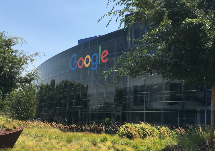 Siedziba Googleplex Mountain View, US To wstrząśnie rynkiem. Czy Google sprzeda popularną przeglądarkę?