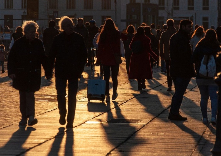 piesi Czy Ukraińcy i Białorusini chcą zostać w Polsce? Najnowszy raport NBP