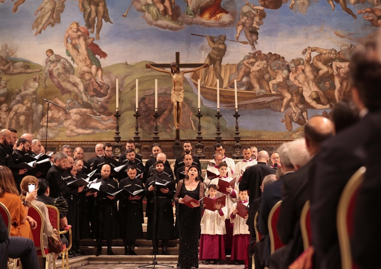 Chór Kaplicy Sykstyńskiej Zapadły wyroki ws. dyrekcji Chóru Kaplicy Sykstyńskiej. Padły oskarżenia o poważne przestępstwa