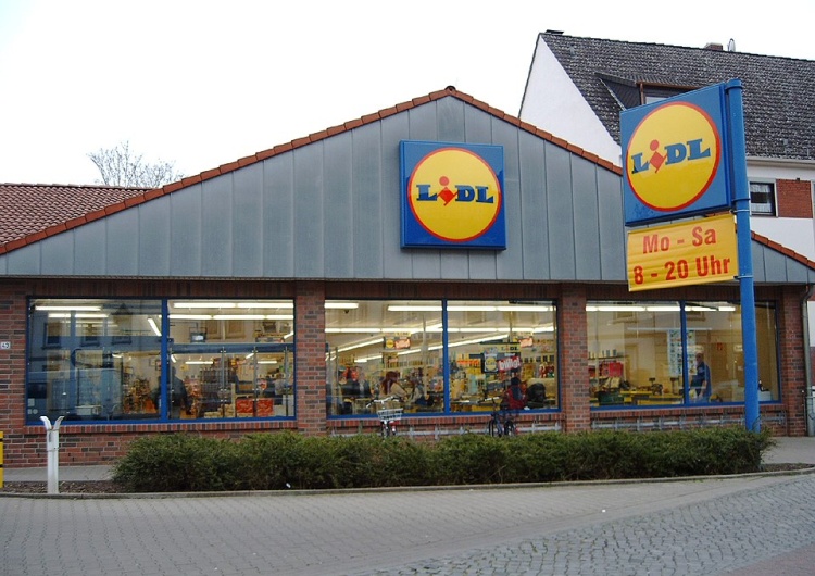 Lidl, zdjęcie podglądowe Niemcy: Uczniowie z zakazem wstępu do Lidla. Sieć reaguje na ostatnie wydarzenia