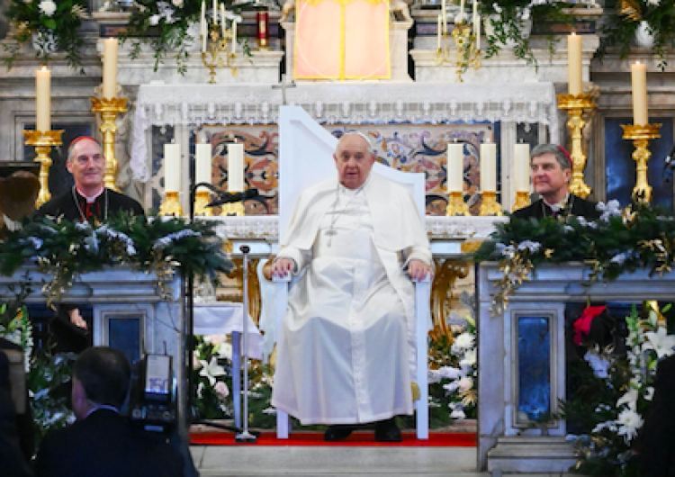 Papież Franciszek na Korsyce Papież na Korsyce. Kongres pobożności ludowej: odkrywanie korzeni wiary i zaangażowania