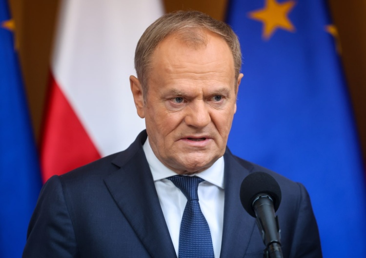 Premier Donald Tusk Paweł Jabłoński o rządzie Tuska: Oddają wszystko walkowerem