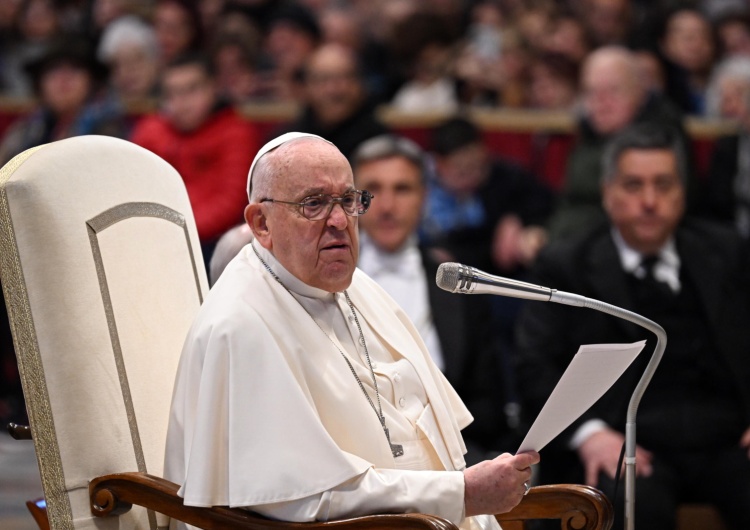 Papież Franciszek Papież rozmawiał z prezydentem Stanów Zjednoczonych