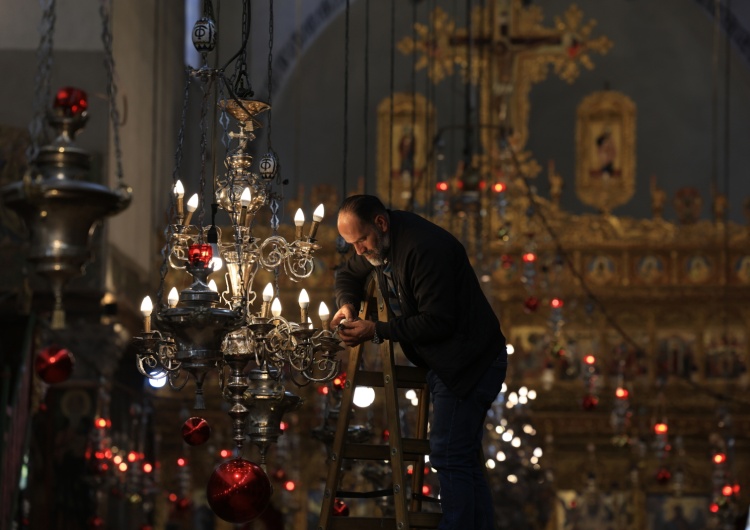 Wigilia w Bazylice Narodzenia Pańskiego w Betlejem Ciche Boże Narodzenie - Betlejem bez choinki i wesołych obchodów