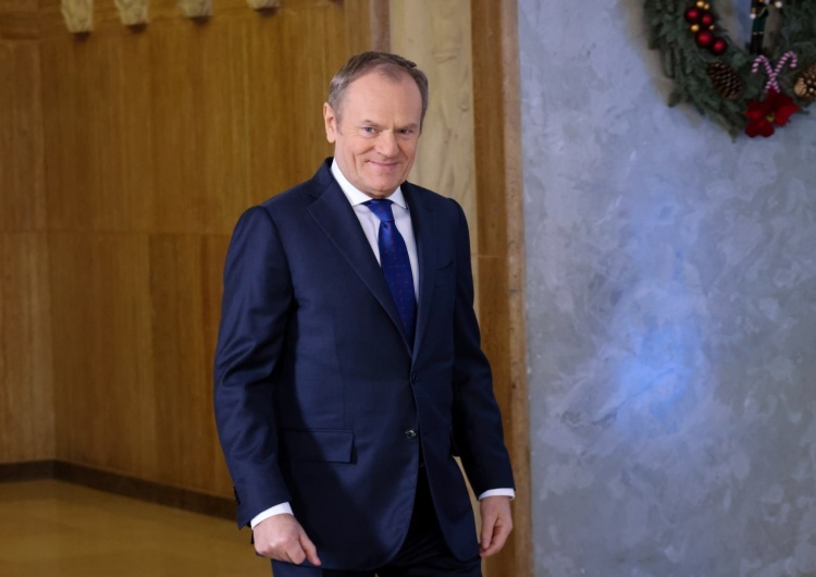 Premier Donald Tusk Tusk mści się na Chełmie po Sylwestrze z TV Republika? Prezydent miasta opublikował dokument