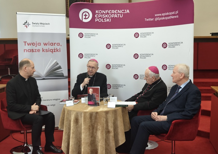 Promocja wywiadu-rzeki z abp. Gądeckim Abp Gądecki: Zakaz spowiedzi? Jak za czasów stalinizmu