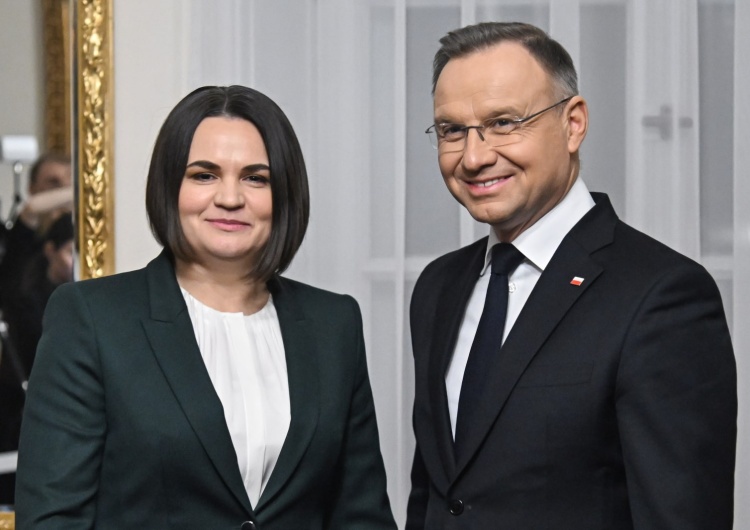 Swiatłana Cichanouska i prezydent Andrzej Duda Prezydent Andrzej Duda na spotkaniu z Cichanouską: Pozostanę przyjacielem wolnej Białorusi