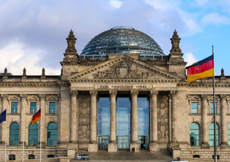 Bundestag Kto prowadzi w Niemczech? Najnowszy sondaż przedwyborczy