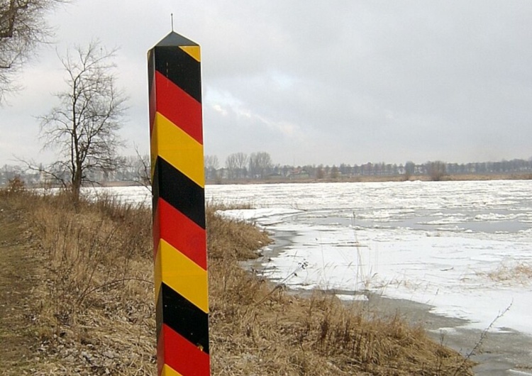 Niemiecki slup graniczny Napięta sytuacja na zachodniej granicy Niemiec. Sąsiedzi wściekli