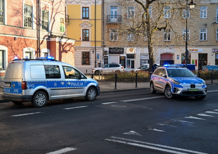 Runęła ściana kamienicy w Lublinie Runęła ściana kamienicy w Lublinie. Ewakuowano mieszkańców