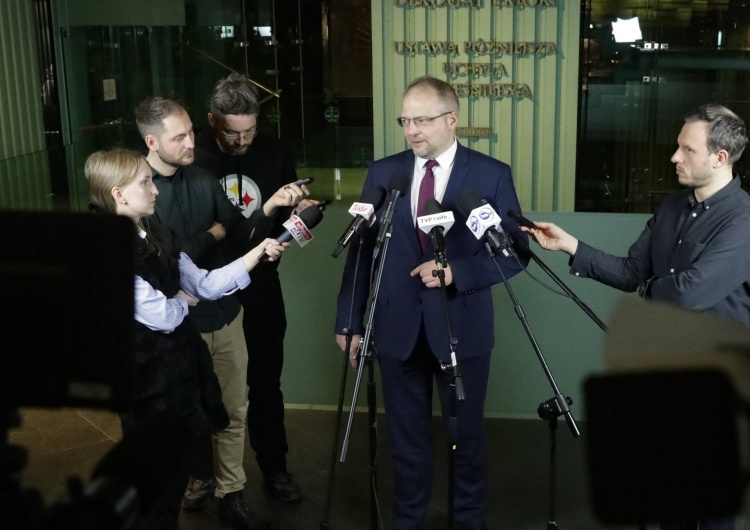 Konferencja w Sądzie Najwyższym Skarga PiS na odrzucenie sprawozdania finansowego przez PKW. Jest decyzja Sądu Najwyższego