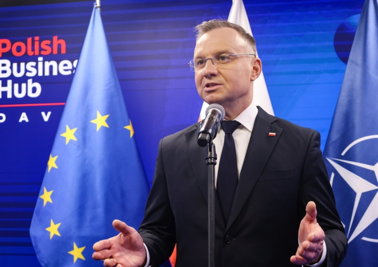 Prezydent Andrzej Duda Prezydent Andrzej Duda skrytykował decyzję Bidena ws. ograniczenia sprzedaży czipów dla Polski