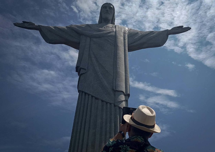 Pomnik Chrystusa Zbawiciela w Rio de Janeiro Polski miliarder postawi pomnik Matki Boskiej. Będzie większy niż Jezus z Rio de Janeiro