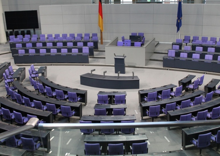 Bundestag Sondaż. Niemcy niechętni rządowej koalicji z AfD