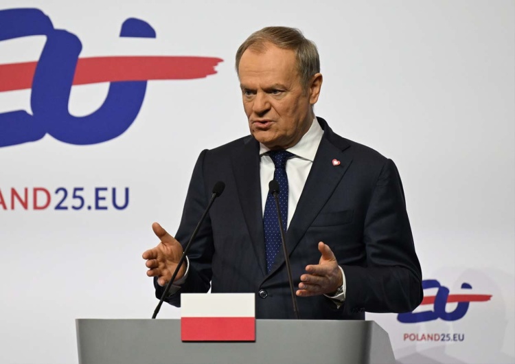 Donald Tusk Euractiv: Donald Tusk oskarżony o zamach stanu