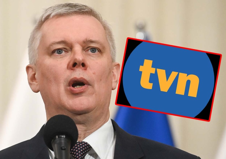 Tomasz Siemoniak / Logo TVN 