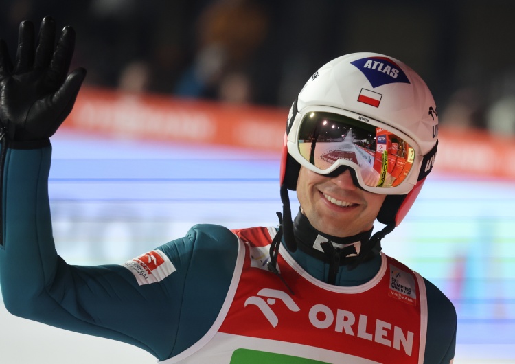 Kamil Stoch  Przełomowy występ Stocha. Znaczący sukces przed MŚ