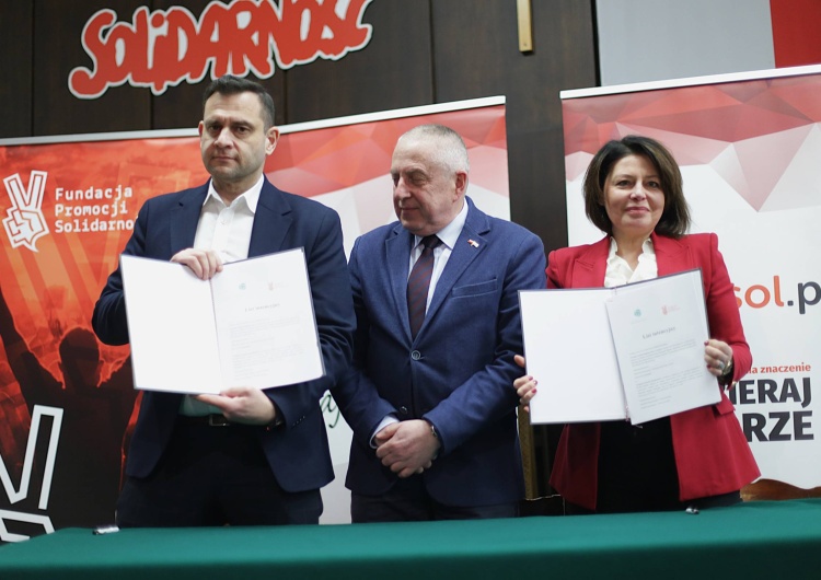 Podpisanie listu intencyjnego w Sali BHP Stoczni Gdańskiej Fundacja Promocji Solidarności i Instytut Międzymorza będą współpracować. Podpisano list intencyjny