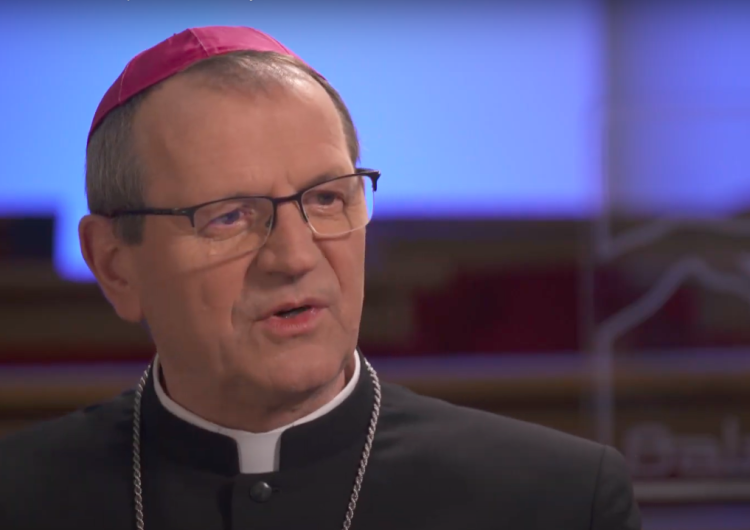 abp Tadeusz Wojda SAC Prezydium KEP wnioskuje o zbadanie konstytucyjności i legalności rozporządzenia MEN