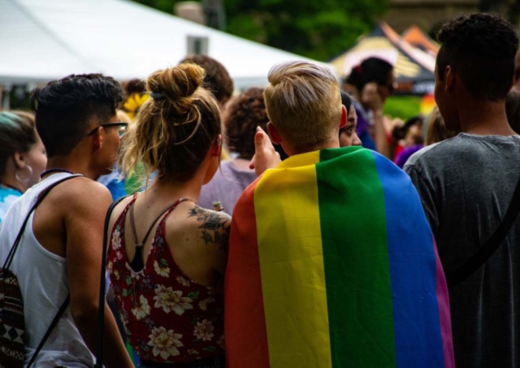 Aktywiści LGBT Węgry zakazują marszu równości. Chodzi o dzieci