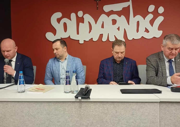  Andrzej Burnat pokieruje Krajowym Sekretariatem Służb Publicznych NSZZ 