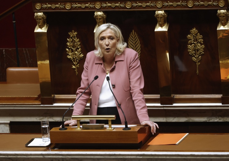 Marine Le Pen Marine Le Pen: Decyzja Trumpa ws. Ukrainy godna potępienia