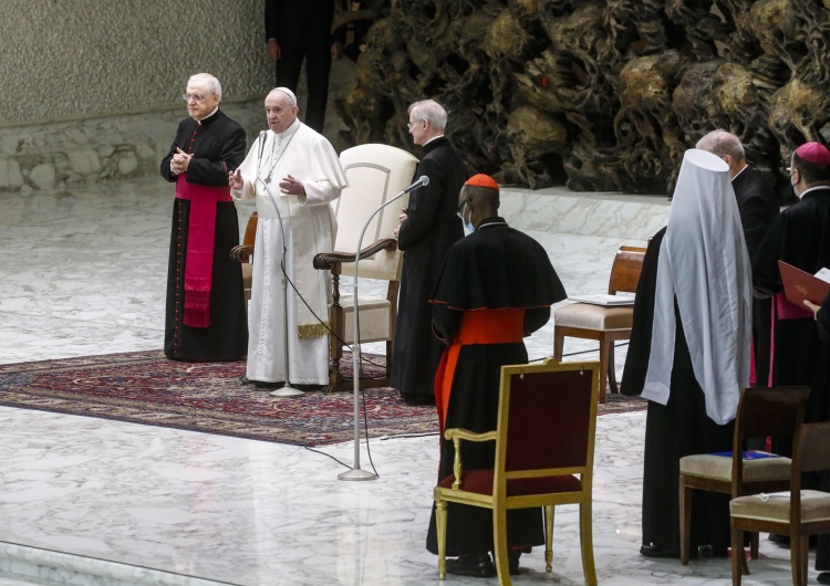 Papież Franciszek Papież do Polaków: „Niech Pan wynagrodzi swoją łaską waszą hojną troskę o braci…”