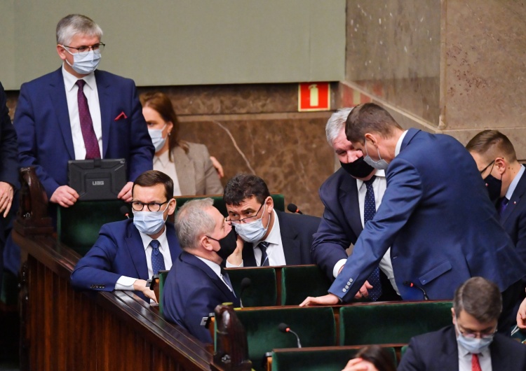  Z. Kuźmiuk: Rząd Morawieckiego, tak jak obiecywał, przeprowadził ustawę o obniżkach VAT. Wejdzie w życie od 1 lutego