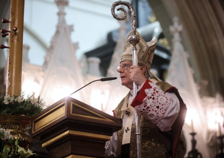 abp Marek Jędraszewski Abp Jędraszewski na Wawelu: Maryja panią polskiej podmiotowości