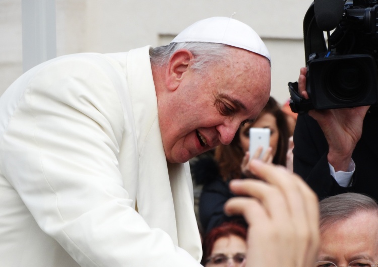 Papież Franciszek Papież nie pojedzie do Libanu w wyznaczonym terminie?